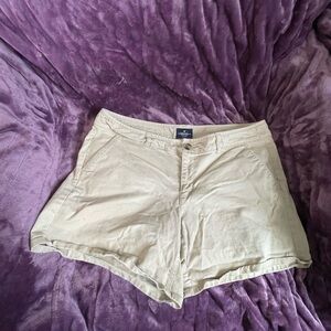 American Eagle Tan  Shorts Casual Style size 14 midi